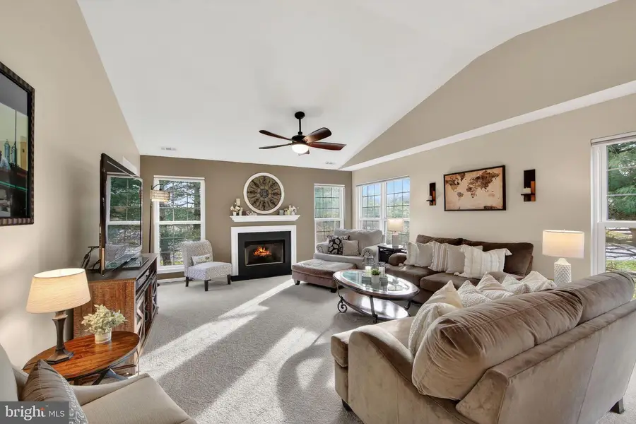 103 Hidden Hollow Ct #3802, Phoenixville, PA 19460 - Image #3