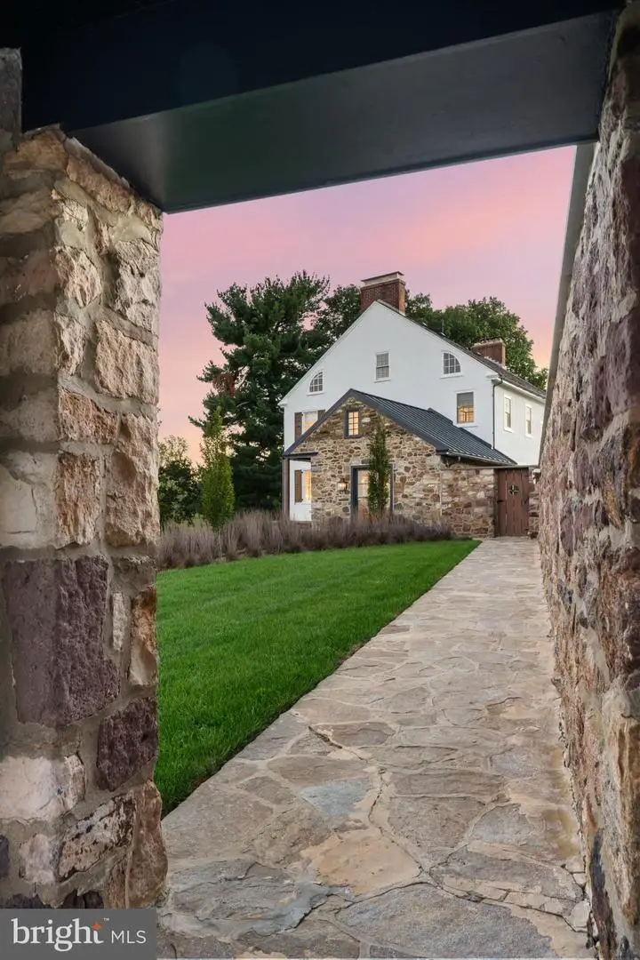864 Grubbs Mill Rd, Newtown Square, PA 19073 - Image #3
