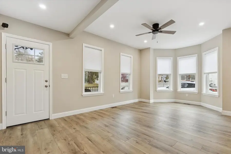 60 W Schuylkill Rd, Pottstown, PA 19465 - Image #3