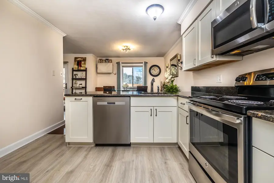 500 Campbell Cir #h-12, Downingtown, PA 19335 - Image #2