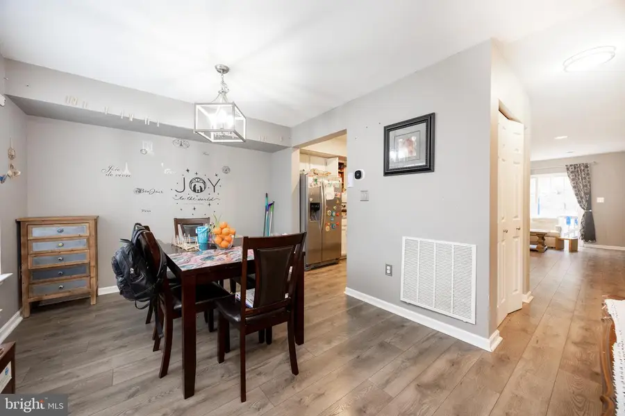 329 Mount Pleasant St, Coatesville, PA 19320 - Image #2