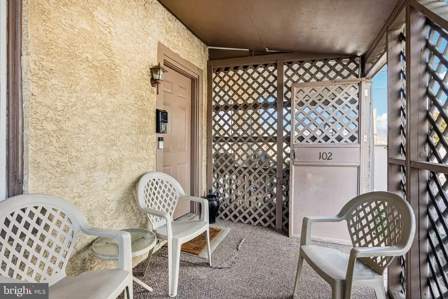 102 Poplar St, West Chester, PA 19382 - Image #2