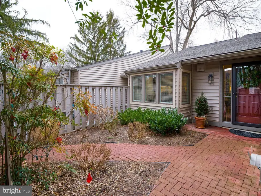 219 Chandler Dr, West Chester, PA 19380 - Image #3