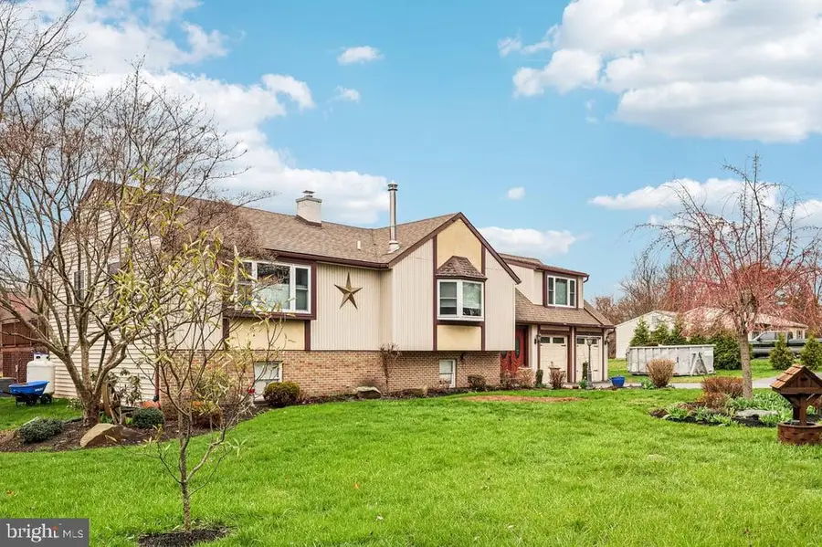 23 W Conestoga Rd, Elverson, PA 19520 - #2