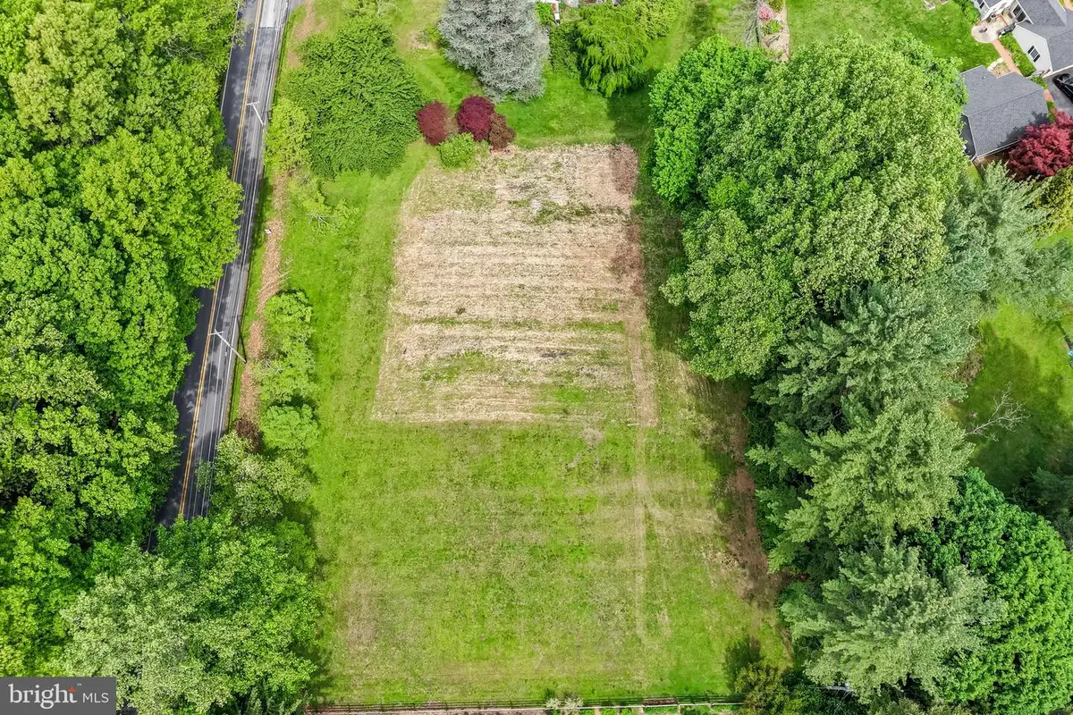 511 Walnut Hill Rd, West Chester, PA 19382 - #1