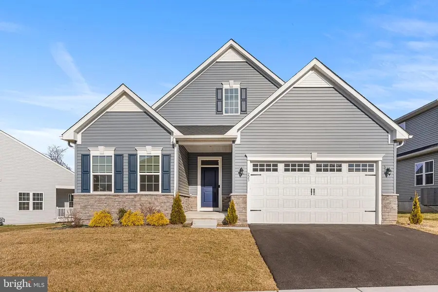 223 Letitia Manor Dr, West Grove, PA 19390 - Image #2