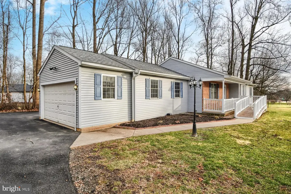 401 Dalton Rd, Oxford, PA 19363 - Image #1