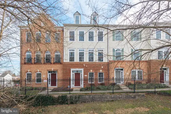 520 Raymond Dr #11, WEST CHESTER, PA 19380