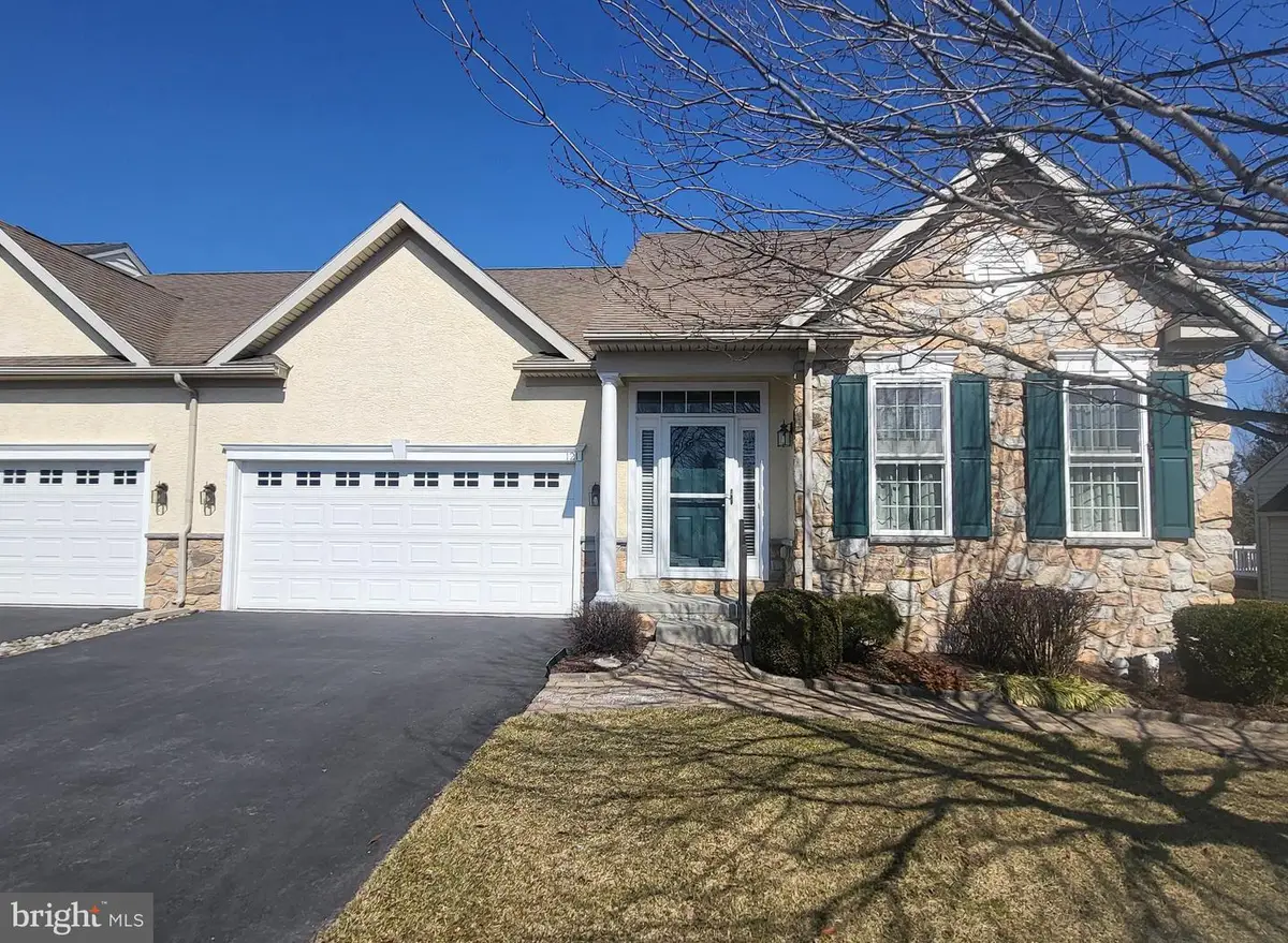 121 Augusta Dr, Honey Brook, PA 19344 - #1