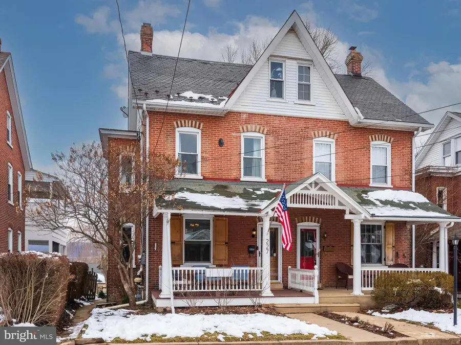227 Highland Ave, Downingtown, PA 19335 - #2