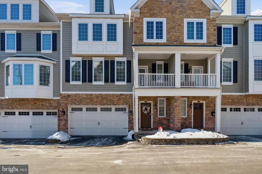 23 Grey Ct, Berwyn, PA 19312 - #3