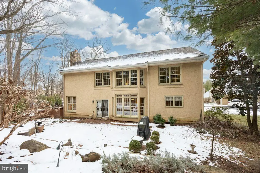 5 Woodford Ln, Malvern, PA 19355 - Image #2