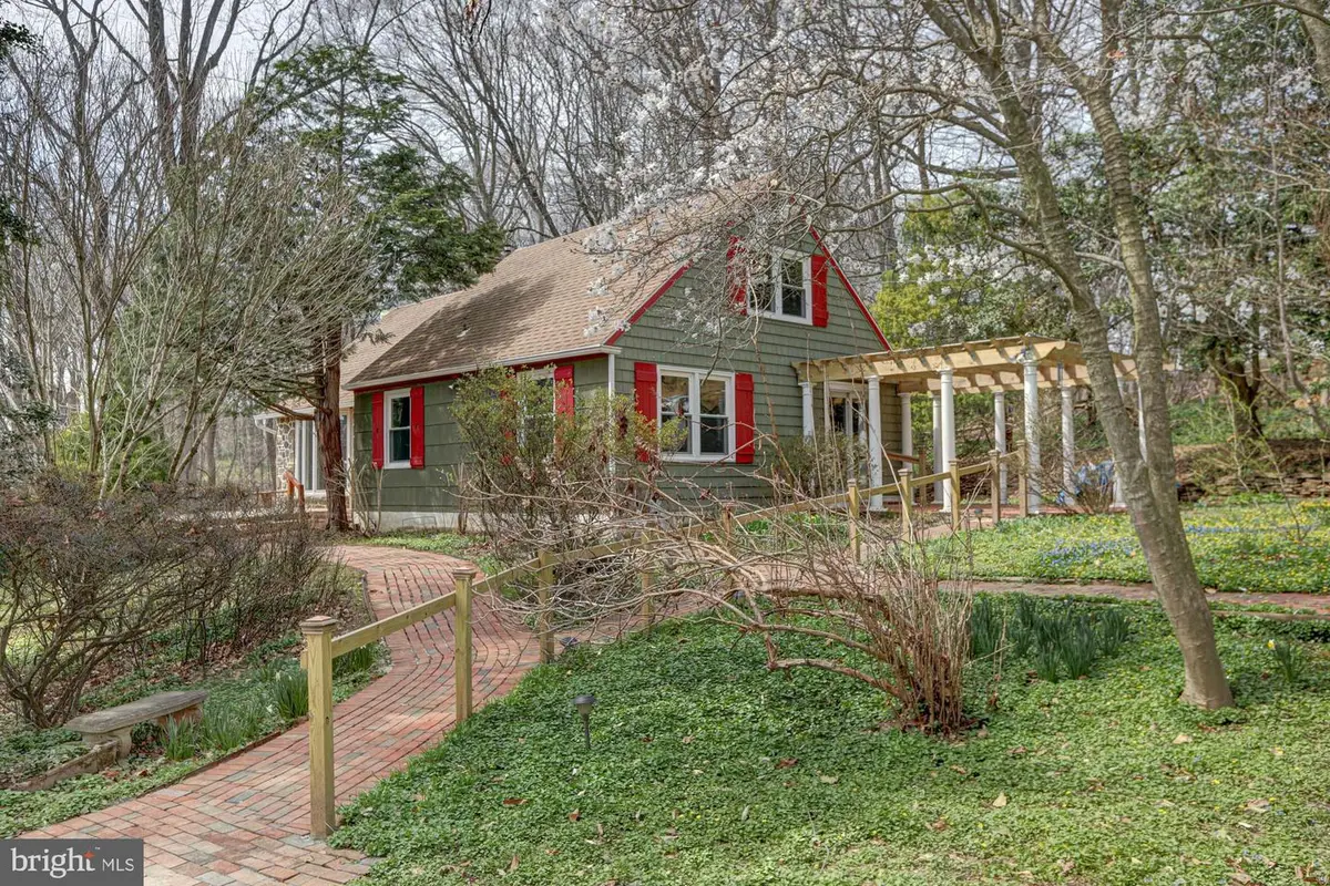 520 Clarks Ln, West Chester, PA 19382 - #1