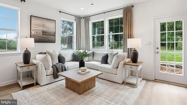 210 Derby Dr, COATESVILLE, PA 19320