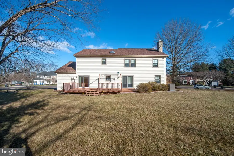 1016 Winding River Ln, Phoenixville, PA 19460 - Image #3