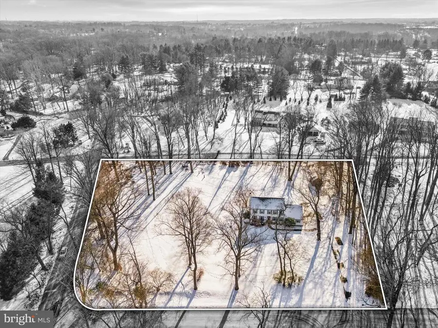 575 Woodhaven Rd, West Chester, PA 19382 - Image #3