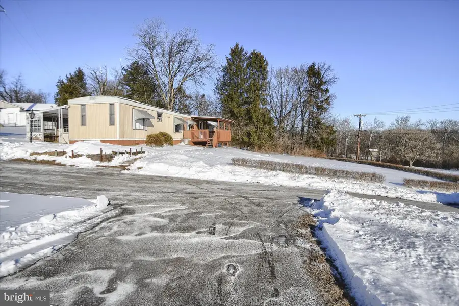 828 Spring City Rd, Phoenixville, PA 19460 - Image #3