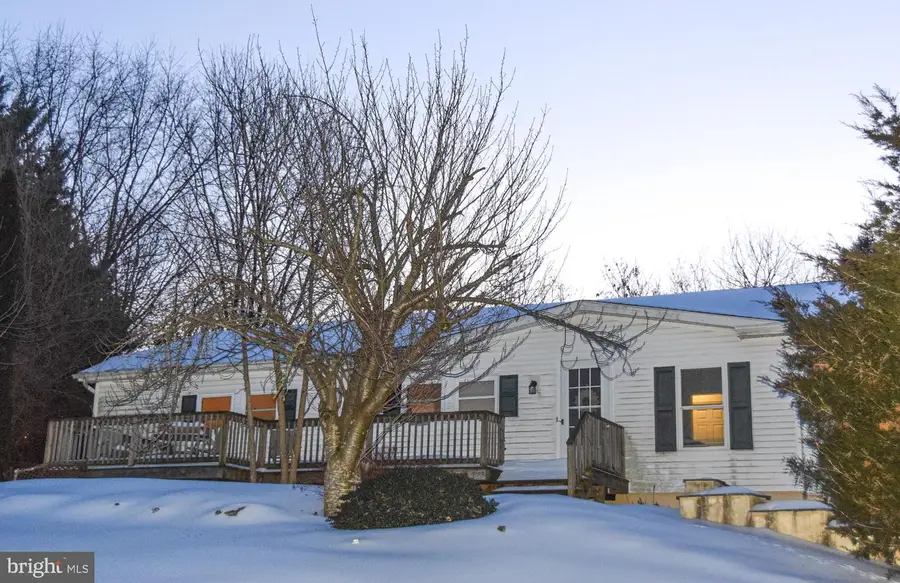 802 W Bridge St, Parkesburg, PA 19365 - #2