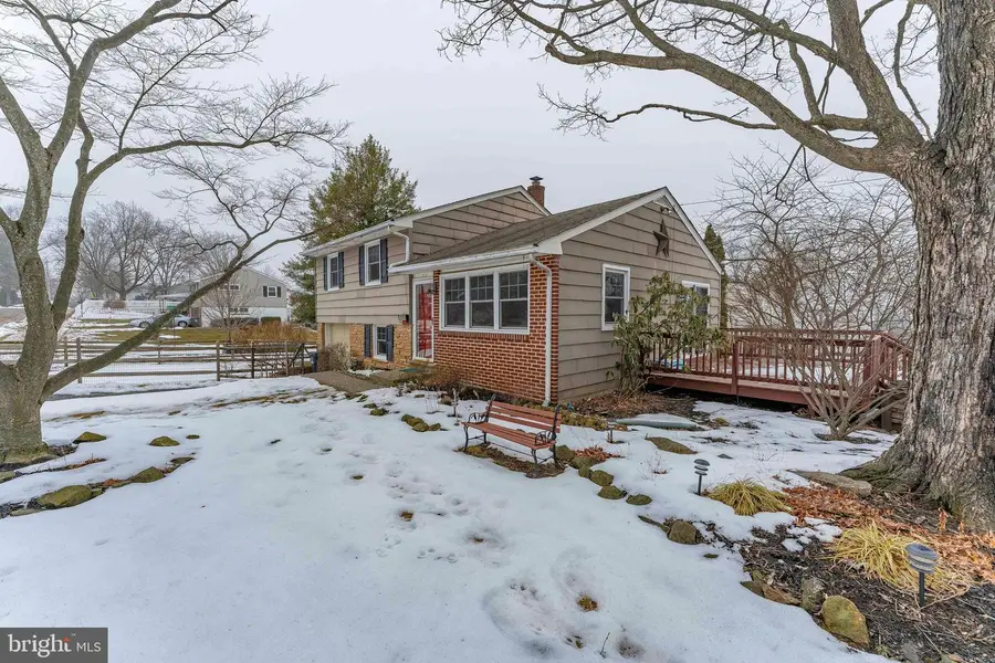 533 Columbia Ave, Phoenixville, PA 19460 - #3