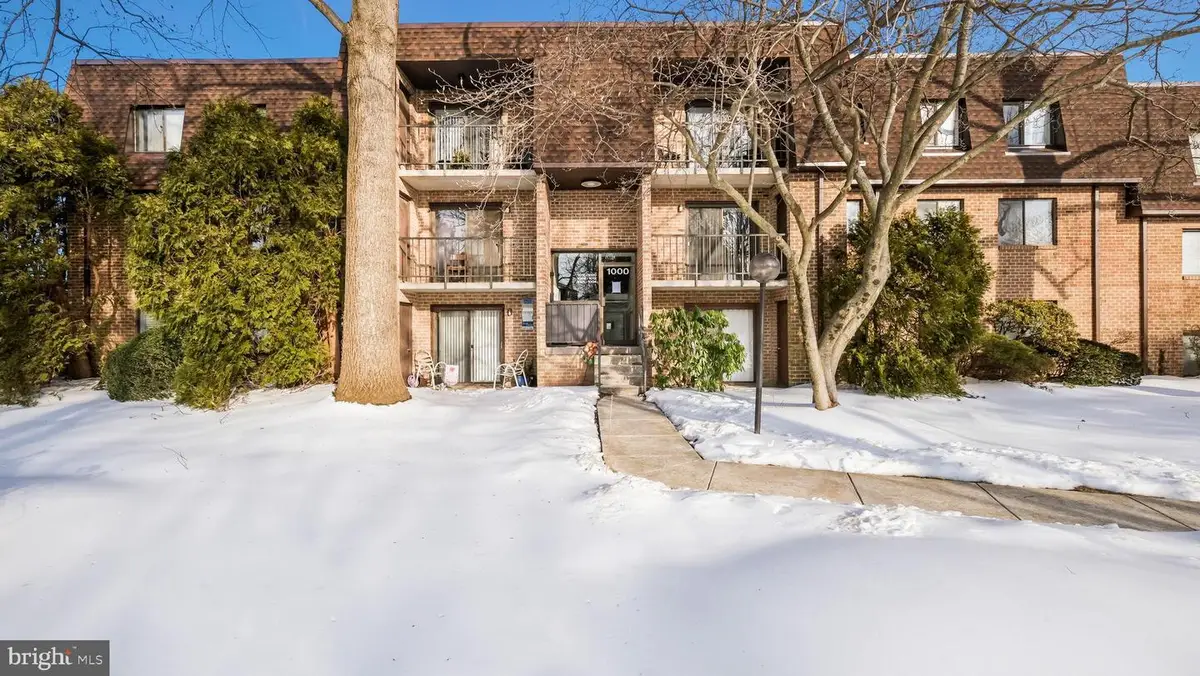 1011 Valley Dr #1011, West Chester, PA 19382 - Image #1