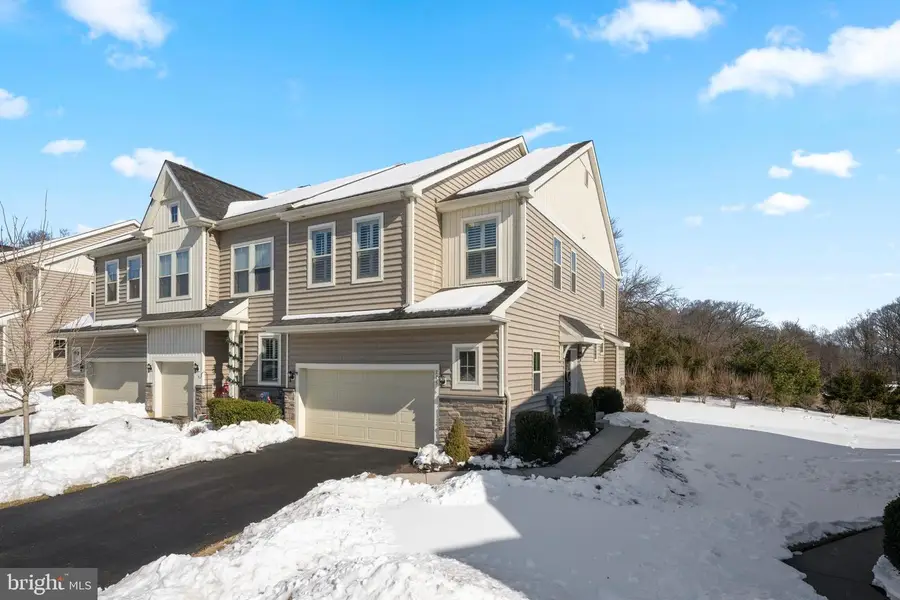 225 Kestrel Ct, Kennett Square, PA 19348 - Image #2