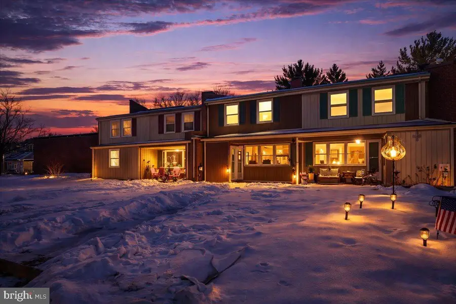 207 Westbury Ct, Downingtown, PA 19335 - Image #3