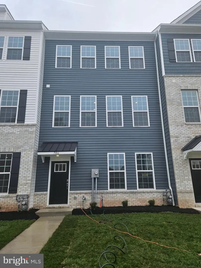 714 Ore St, Phoenixville, PA 19460 - #1