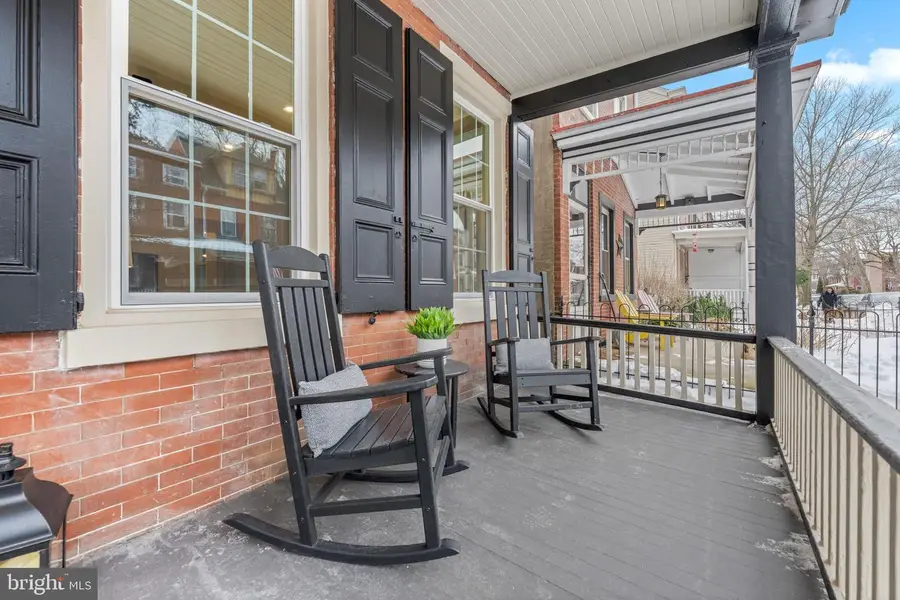 222 W Barnard St, West Chester, PA 19382 - Image #2