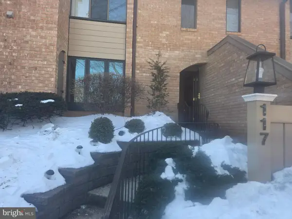 117 Woodgate Ln, PAOLI, PA 19301