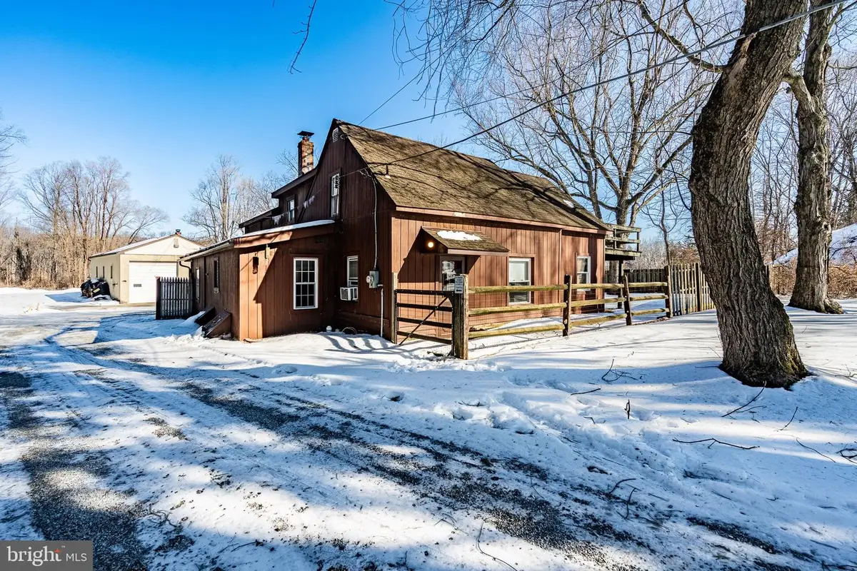 121 W Boot Rd, West Chester, PA 19380 - #1