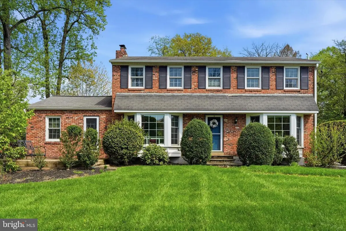 647 Fernfield Cir, Wayne, PA 19087 - #1