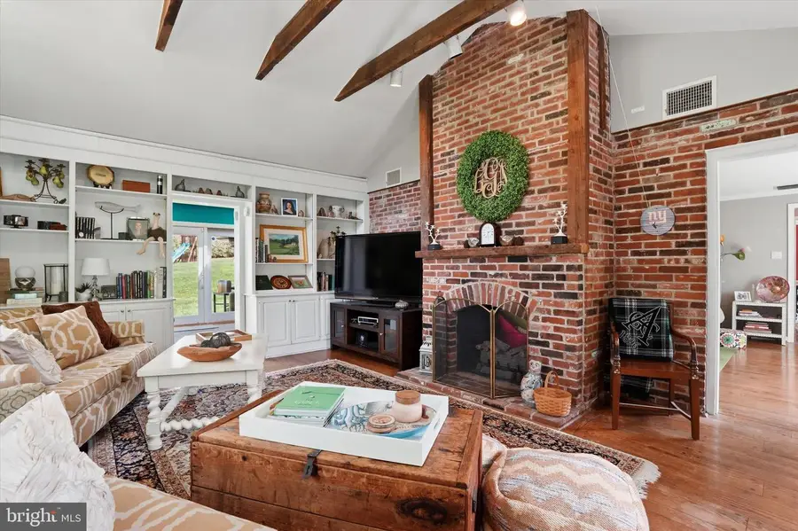 647 Fernfield Cir, Wayne, PA 19087 - #3