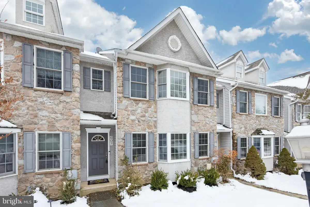 607 Bowers Dr, West Chester, PA 19382 - #1