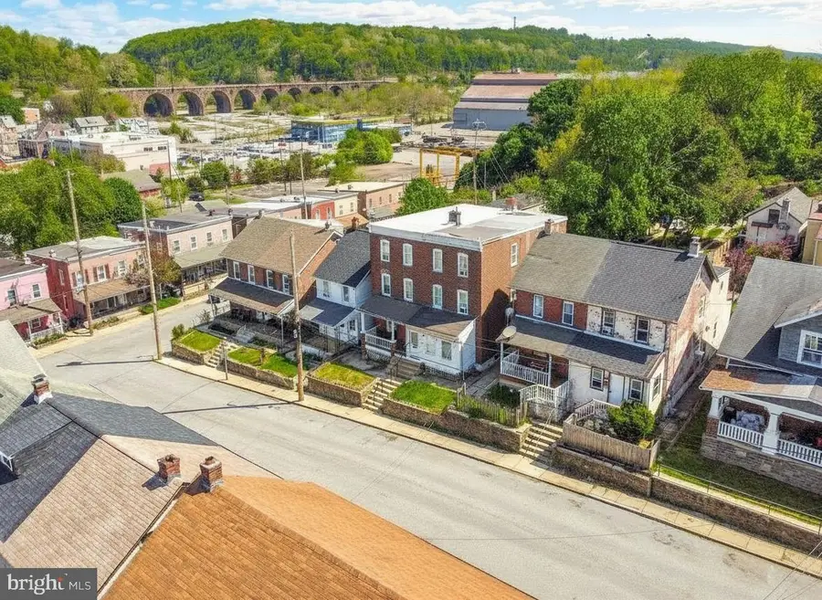 207 Union Ave, Coatesville, PA 19320 - #3
