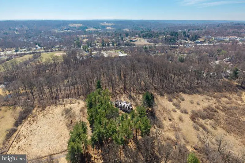 1004 Garrett Rd, Newtown Square, PA 19073 - #1
