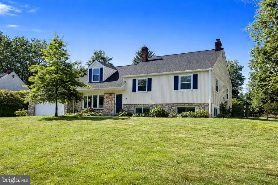 41 S Spring Ln, Phoenixville, PA 19460 - #3