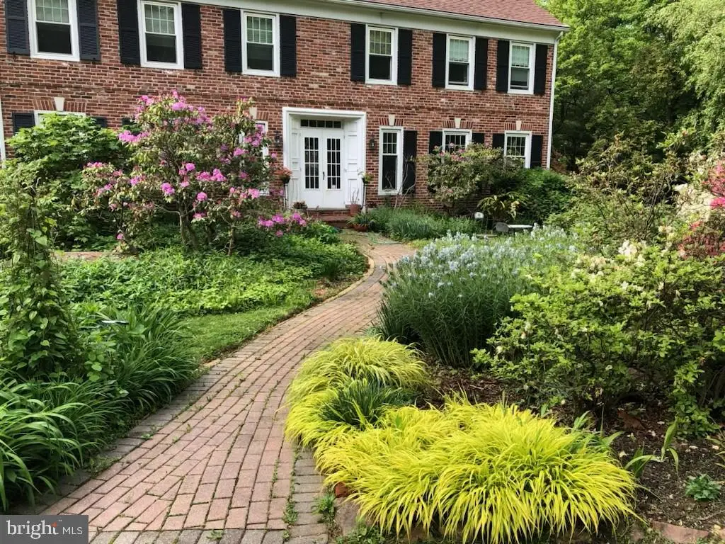 9 Foxchase Rd, Malvern, PA 19355 - #1