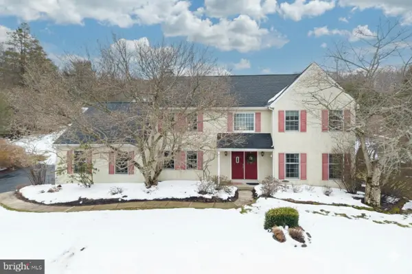 35 Oakwood Ln, PHOENIXVILLE, PA 19460