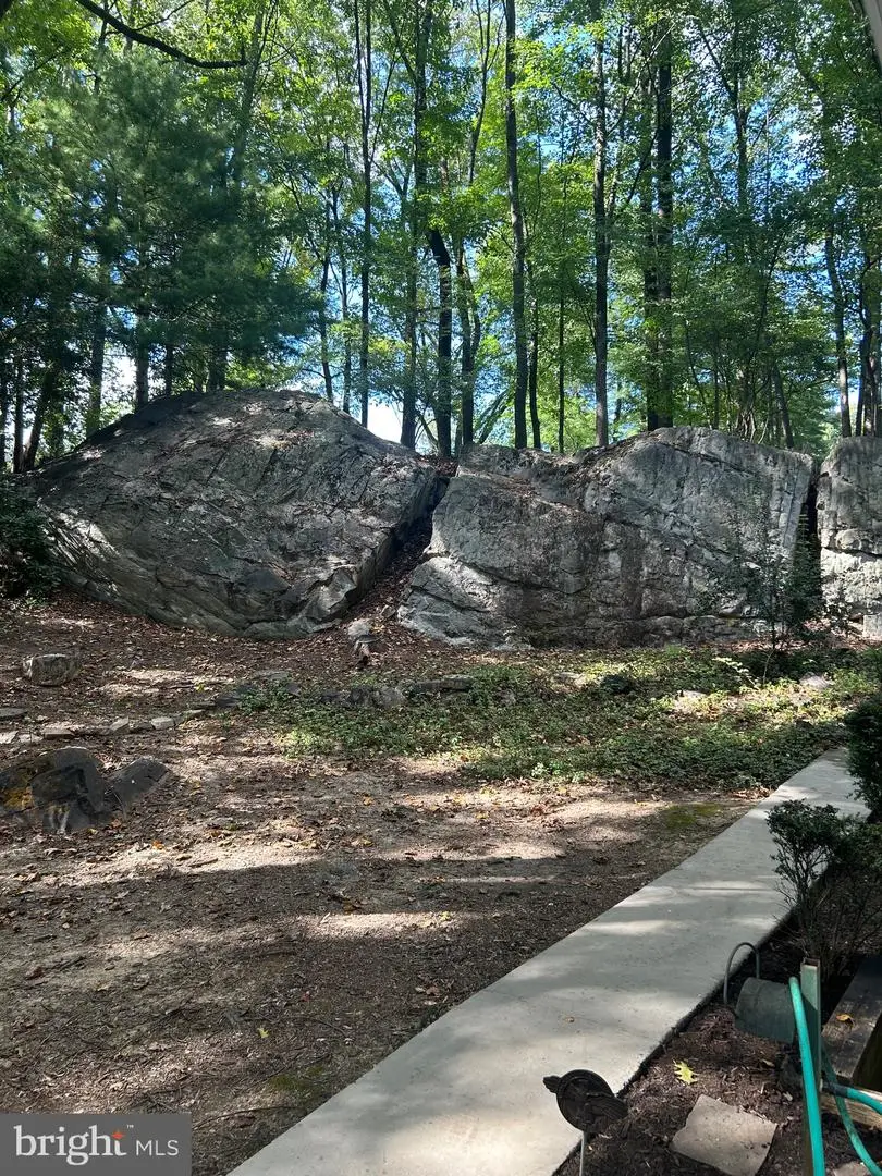 26 Mcilvain Dr, Downingtown, PA 19335 - #2