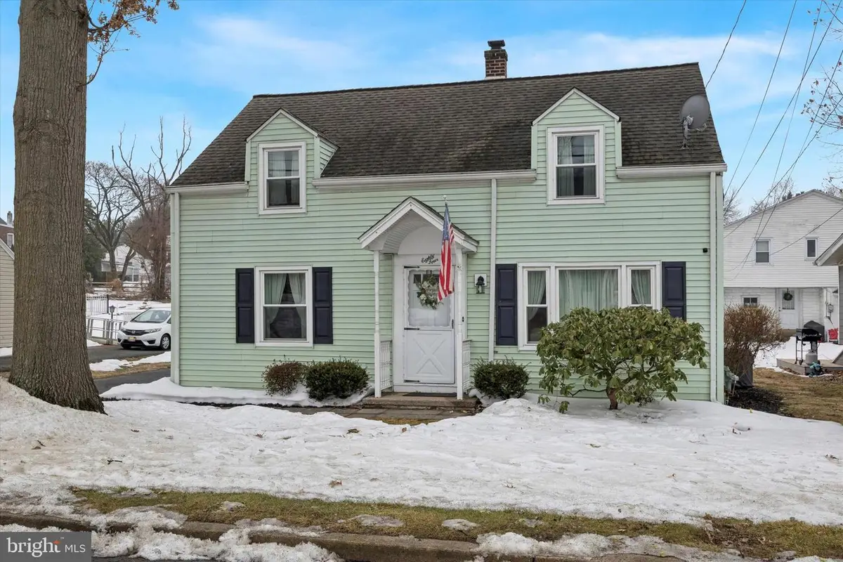 84 W Schuylkill Rd, Pottstown, PA 19465 - #1