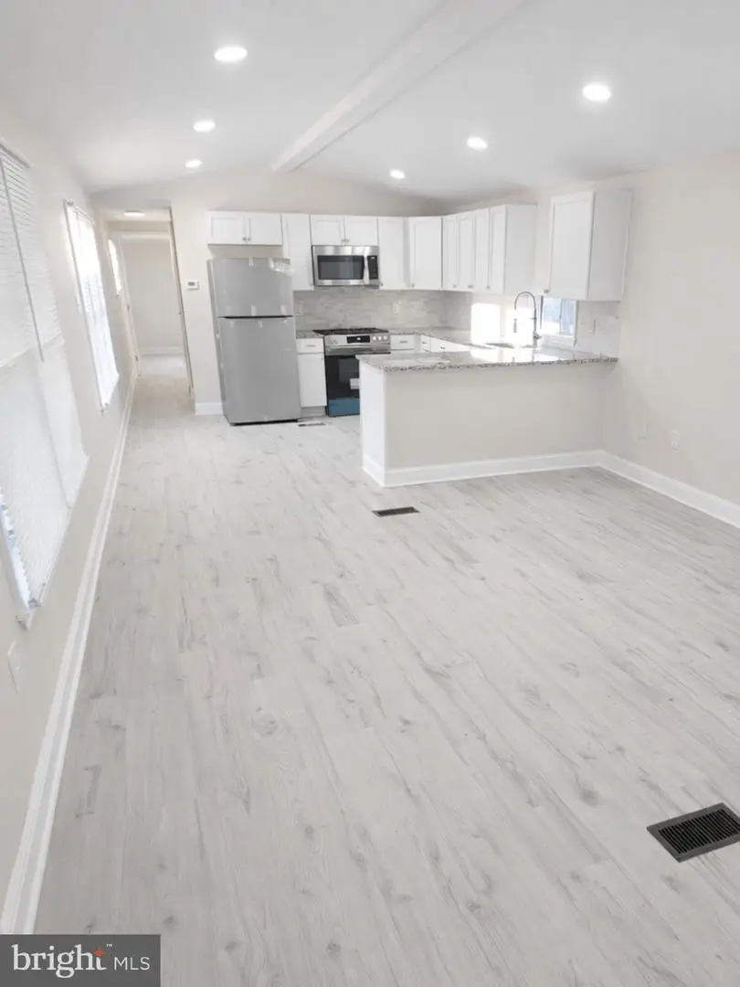 885 Buttonwood Ave, Spring City, PA 19475 - #2