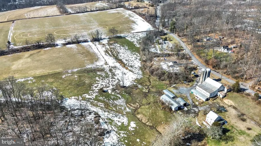 1250 New Philadelphia Rd, Pottstown, PA 19465 - #2