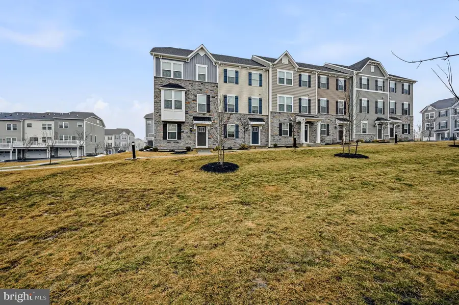 419 Paper Bark Sq, Downingtown, PA 19335 - #3