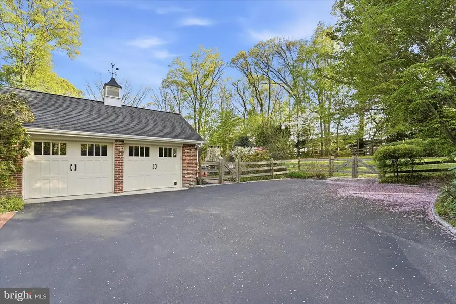 1 Oak Tree Ln, Malvern, PA 19355 - #3