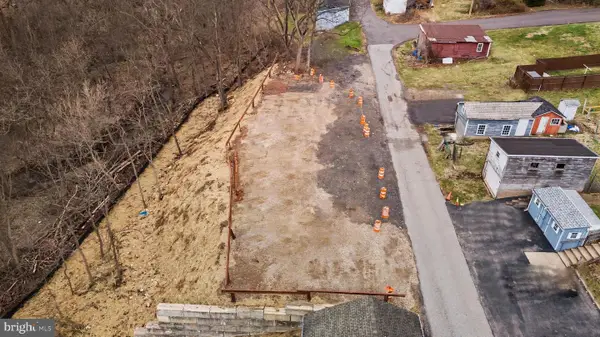 254 Plum Aly, SPRING CITY, PA 19475