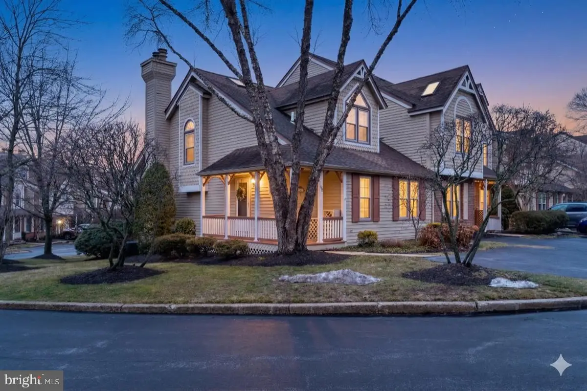 69 Main St, Chesterbrook, PA 19087 - #1