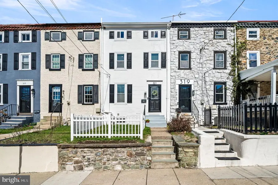 321 W Chestnut St, West Chester, PA 19380 - #2