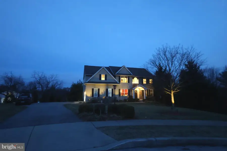 301 Jennifer Ln, Exton, PA 19341 - #3