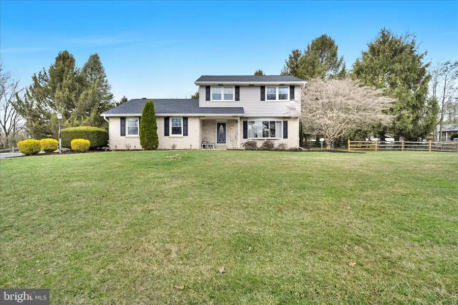 608 Walnut Dr, Parkesburg, PA 19365 - #3