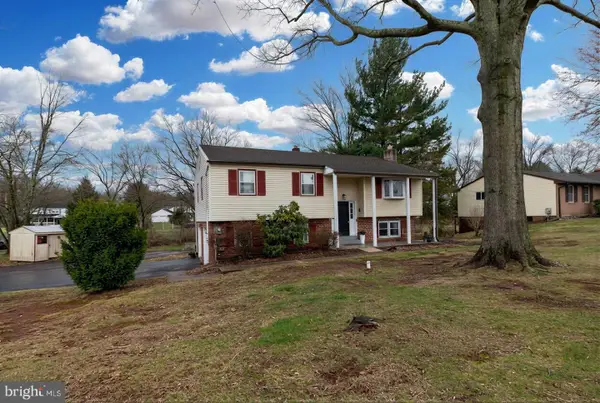 1227 Grandview Cir, POTTSTOWN, PA 19465